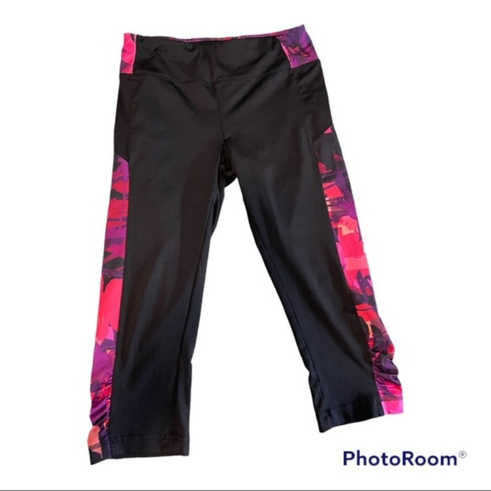 Womens Athletic Works Yoga Pants Capris, Size Small (4-6)